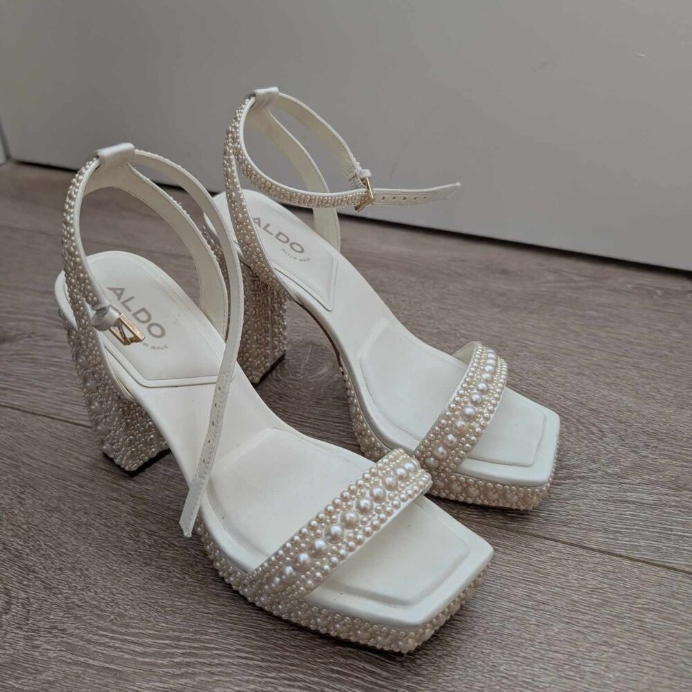 ALDO “Lulu” Pearl Platform Heels – Size 37 / 6.5